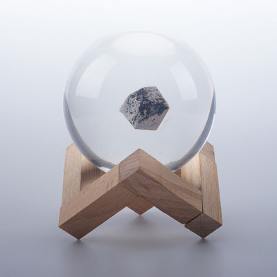 Artigianato in resina Meteorite regalo sfera spaziale regalo sfera di cristallo trasparente 80 mm