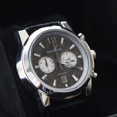 Sport Style Mens Meteorite Watch 30mm Meteorite Dial Gun Placcato Cristallo Zaffiro